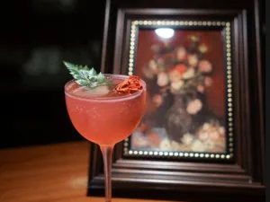 金·Bar
