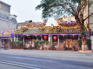 Laoma Palace