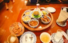 Khum Khantoke