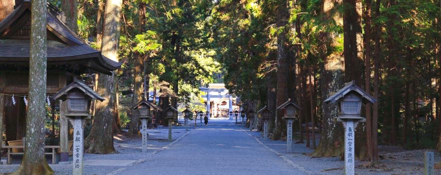 Okuni Jinja