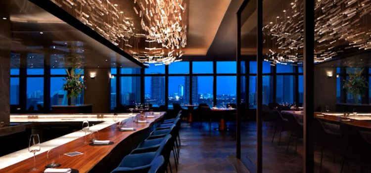 AKUNA Restaurant