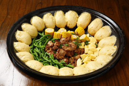 YA LU JIANG DI GUO YU CUN