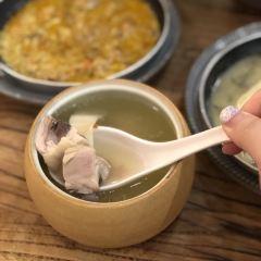 蟹黄鱼(外滩中央旗舰店) User Photo