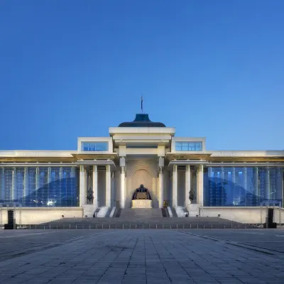 Отели рядом с достопримечательностью «Сүхбаатарын Талбай»