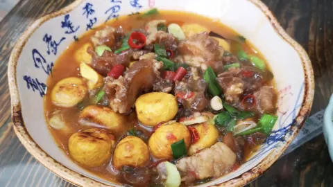 刘记搓一顿土家特色 in Changyang