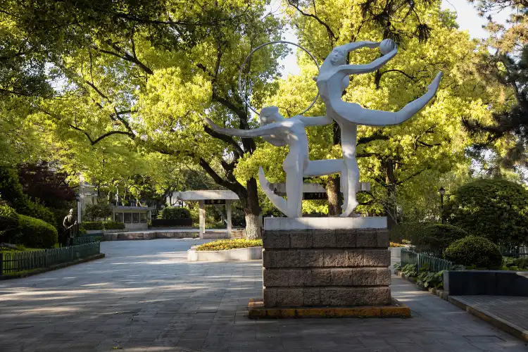 Hotels near Haishu Park