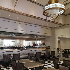 Le Buffet User Photo