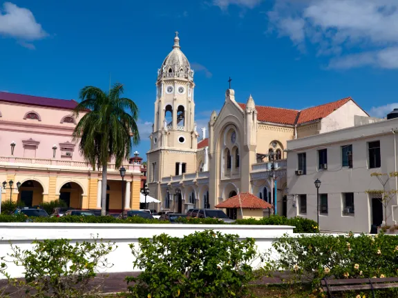 Hotels near Panama Canal Museum