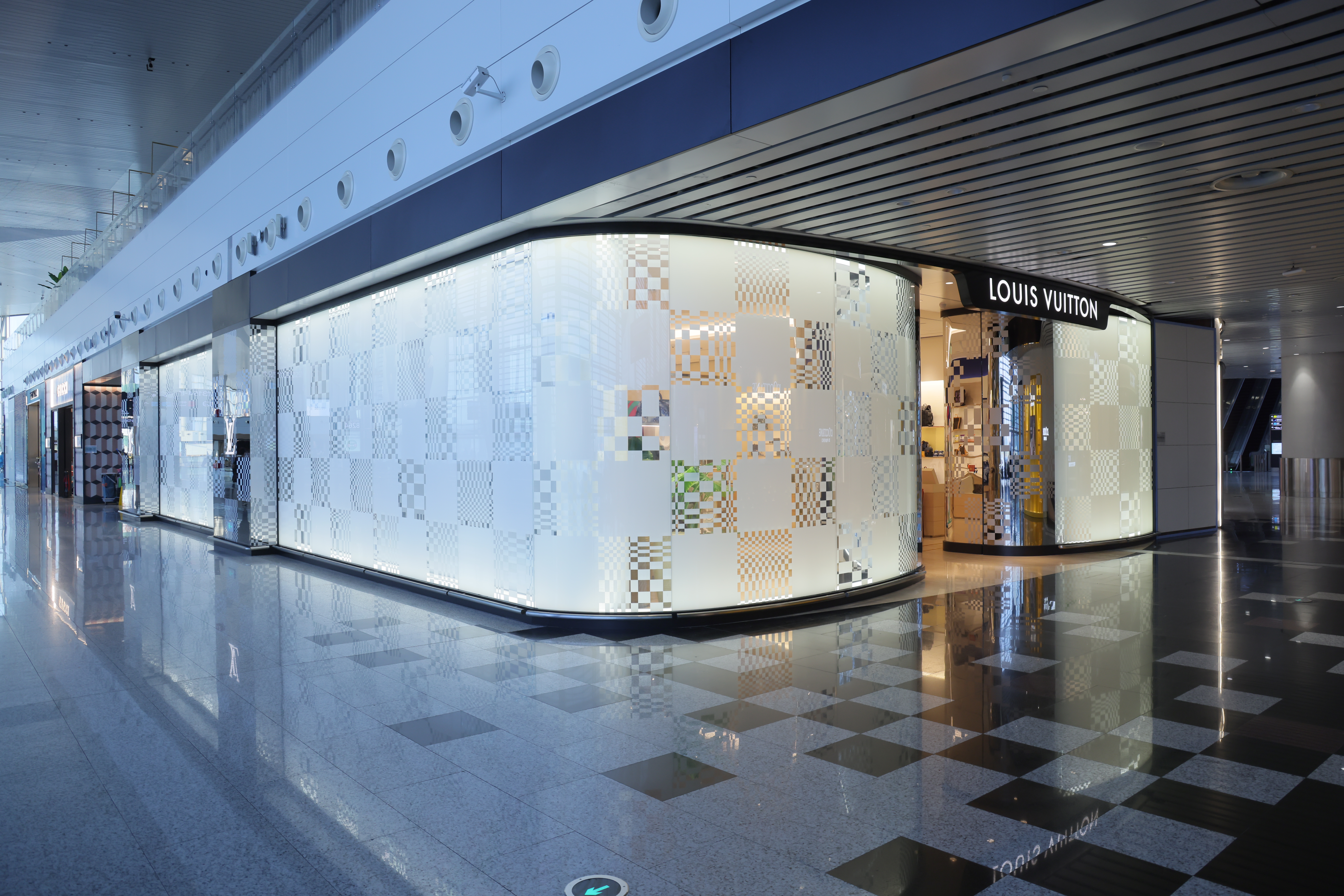 Louis Vuitton Singapore Airport Stores