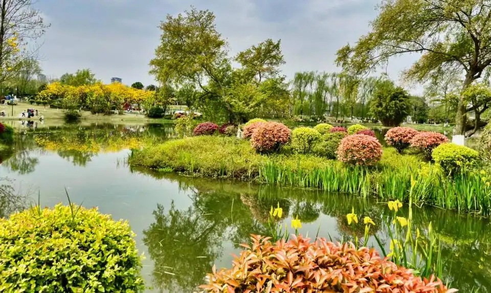 Hotels near Beihu Ecological Park