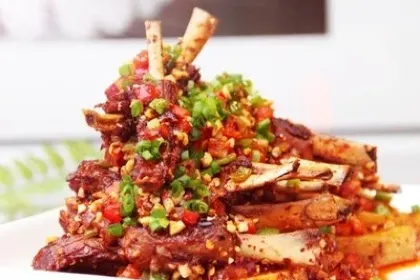 炸酱面(家常菜)