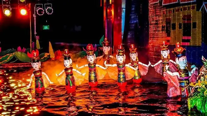胡志明市金龍水上木偶戲