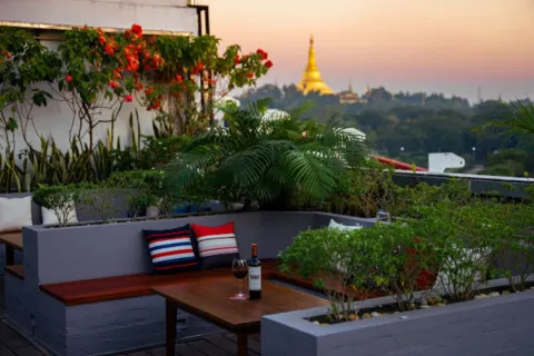 Salween 180 Roof Top Bar
