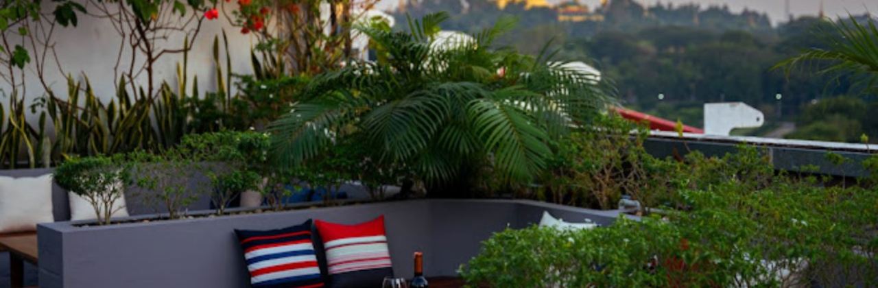 Salween 180 Roof Top Bar