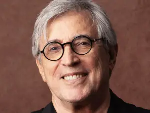 IVAN LINS Tour