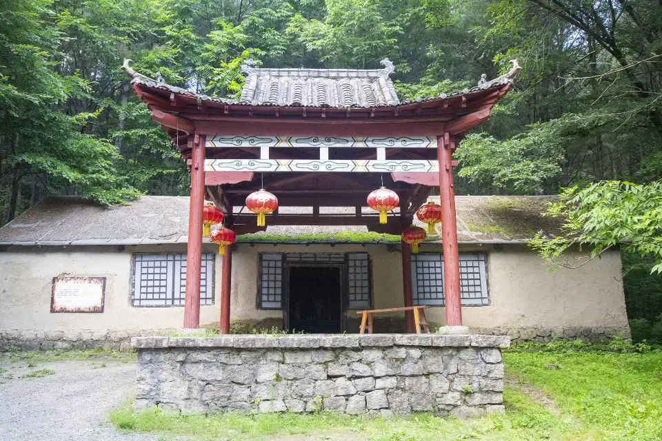 5_威虎山影視城