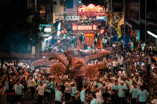 Tai Hang Fire Dragon Dance | Hong Kong