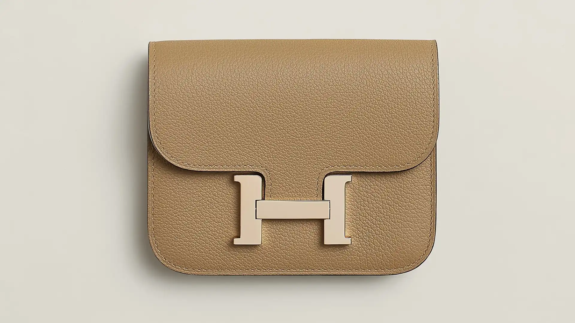 Hotels near Hermes