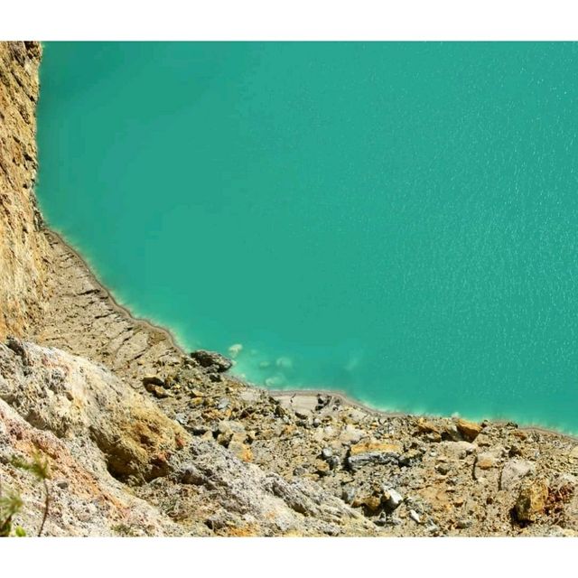 Kelimutu Crater Lakes