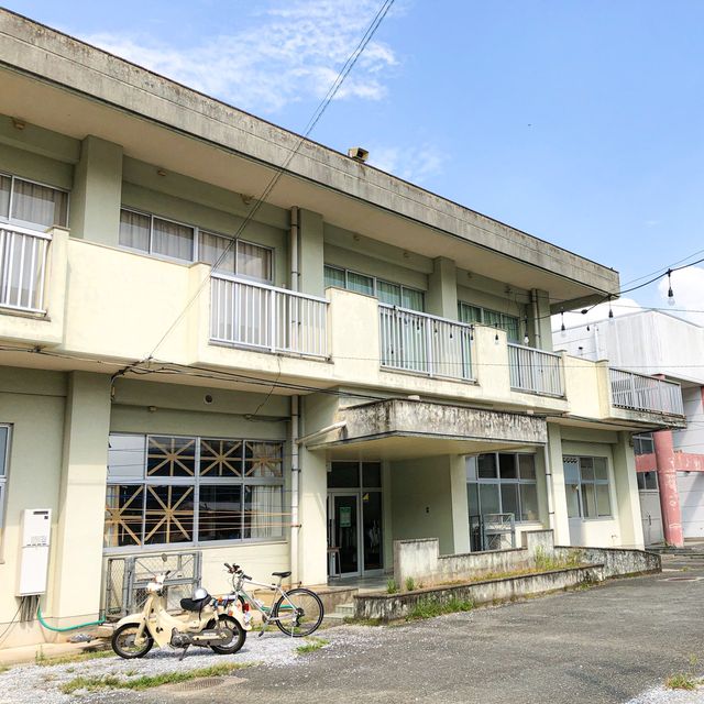 泊まれる廃校「いいかねPalette」