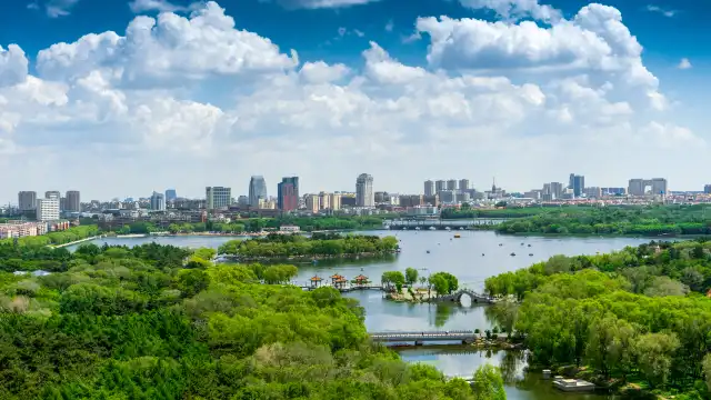 Hotels near Nanhu Park
