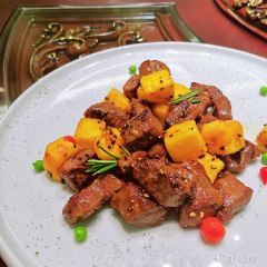 Yazhudajiulou·xiamenlaozihao (lvlinglu) User Photo