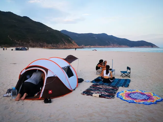 【沙灘露營攻略】2026沙灘露營地點⛺、海邊營地推薦！新手露營裝備清單 