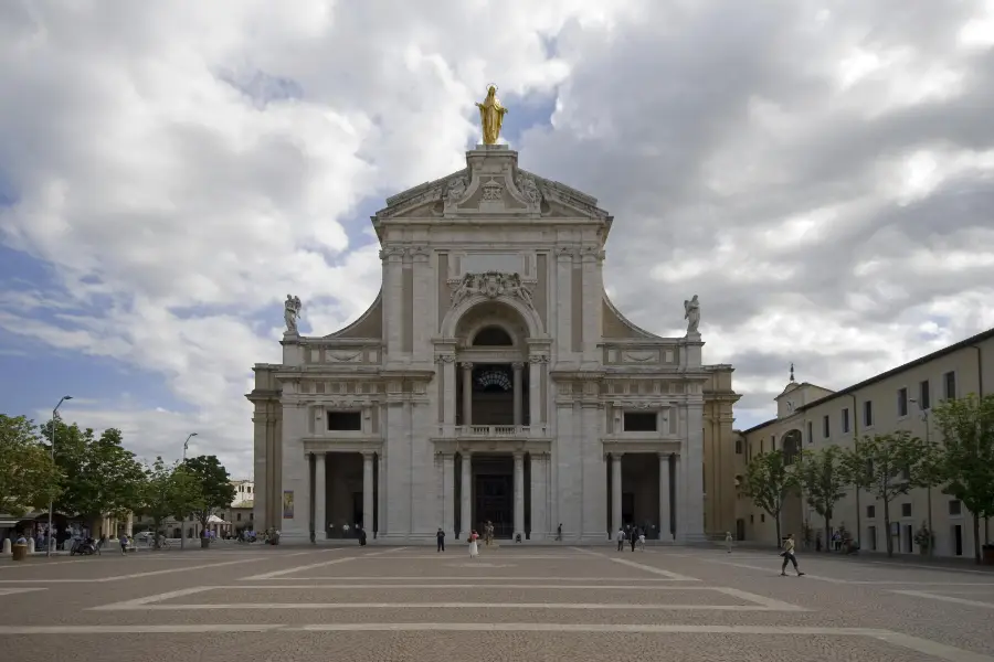 Basilique Sainte - Marie - Des - Anges D'Assise