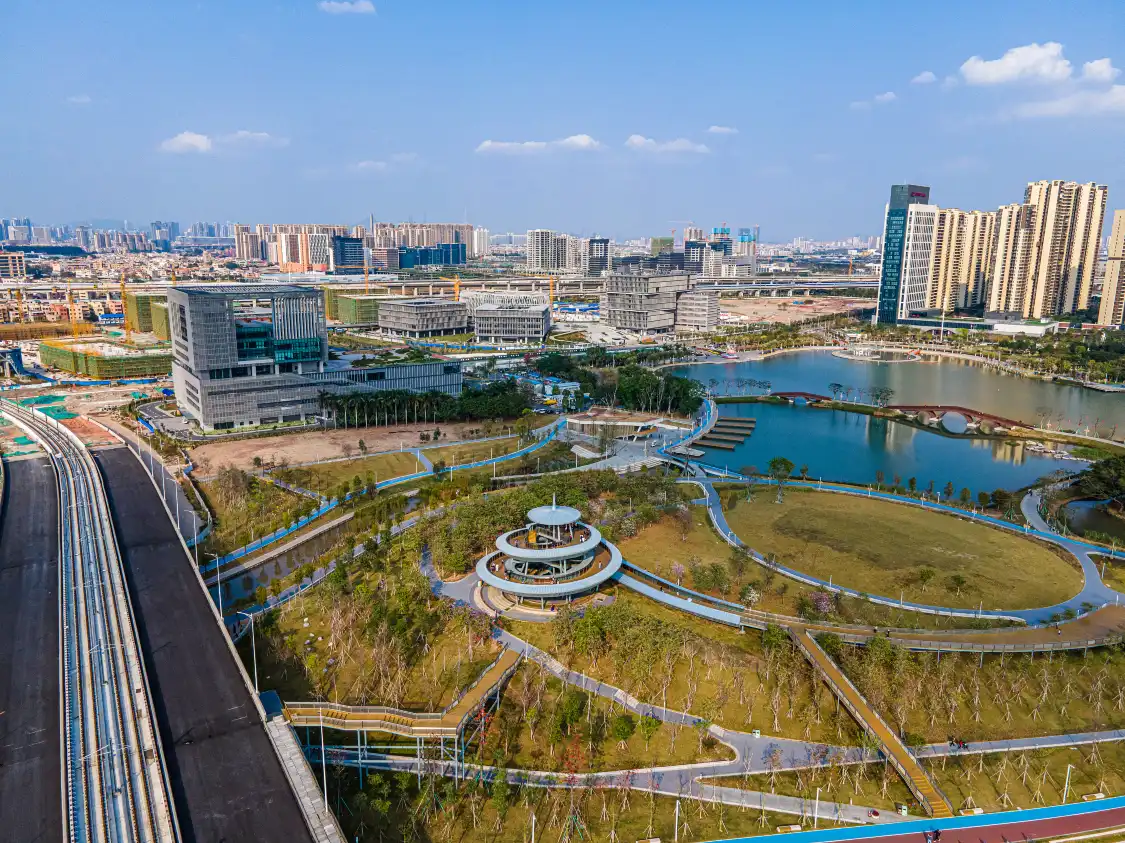 Hotels near Binjiang Wetland Park