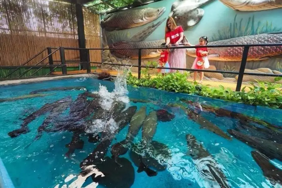 芭達雅怪物水族館