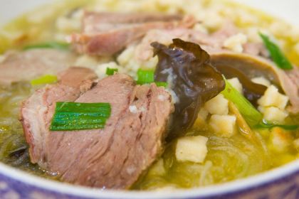 三顾香牛羊肉泡馍(车站大街店)