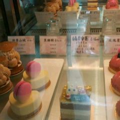 Rabbit Hole Dessert Cafe User Photo