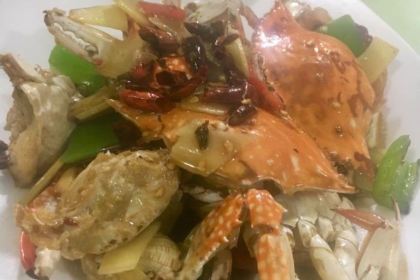 华侨佬海鲜大排档(侨港海滩店)