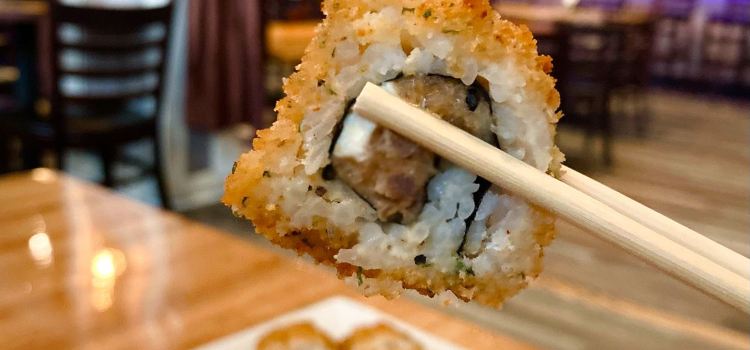 Saki Tumi Grill & Sushi Bar