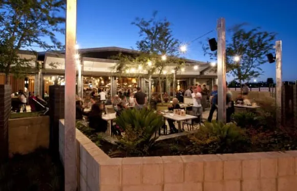 The Quarie Bar+Brasserie