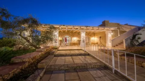 Agriturismo San Martino in ปูลยา