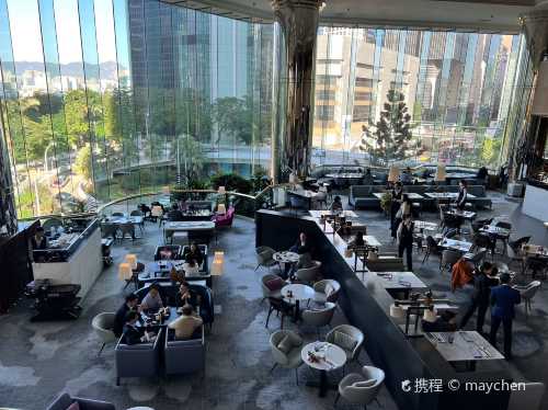Island Shangri-La Hotel Lobby Lounge
