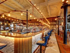 Albert's Schloss - Manchester