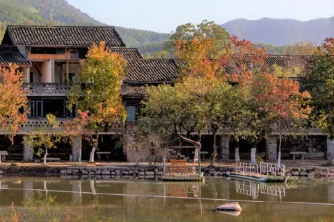 Li River Craftsman Village