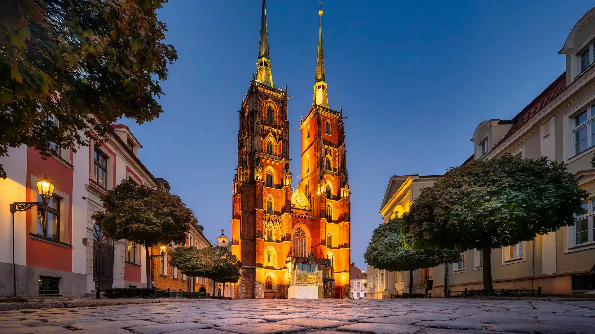 Hotels near Wrocław Cathedral