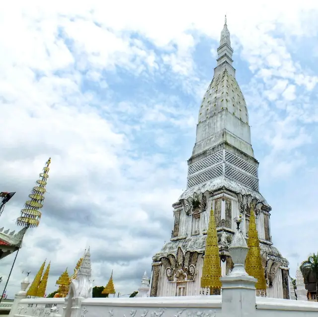 พระธาตุท่าอุเทน