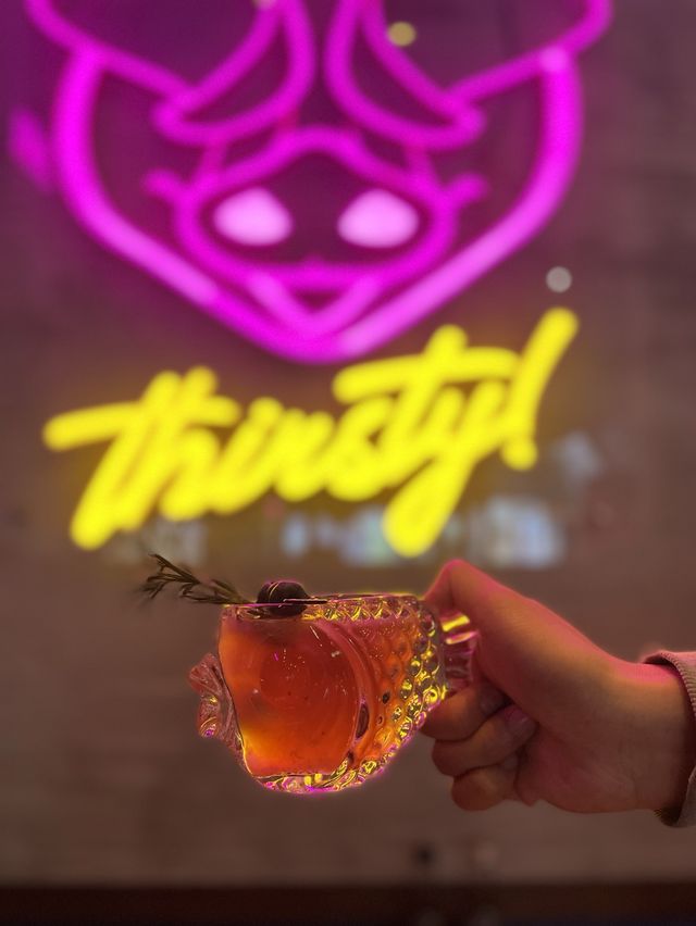 盲豬高質美式酒吧
