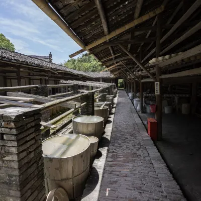 Hotels With Hot Tub in Jingdezhen