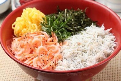 Wasai Yakura Komachidori