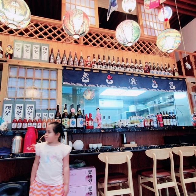 Hidden Authentic Sushi Bar-Sushi Bowbow 