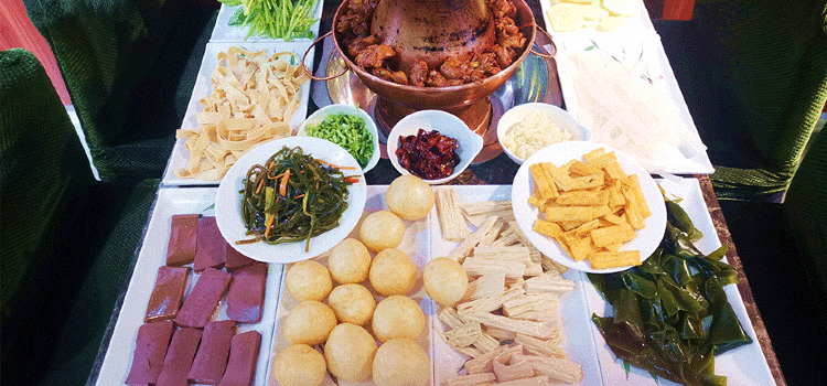 小V家正宗火锅鸡(桓台总店)