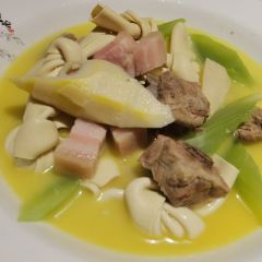 MISS CHOW'S TIME User Photo