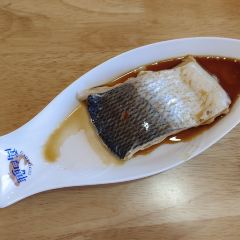 高白鲑鱼餐厅(赛湖月亮湾店) User Photo