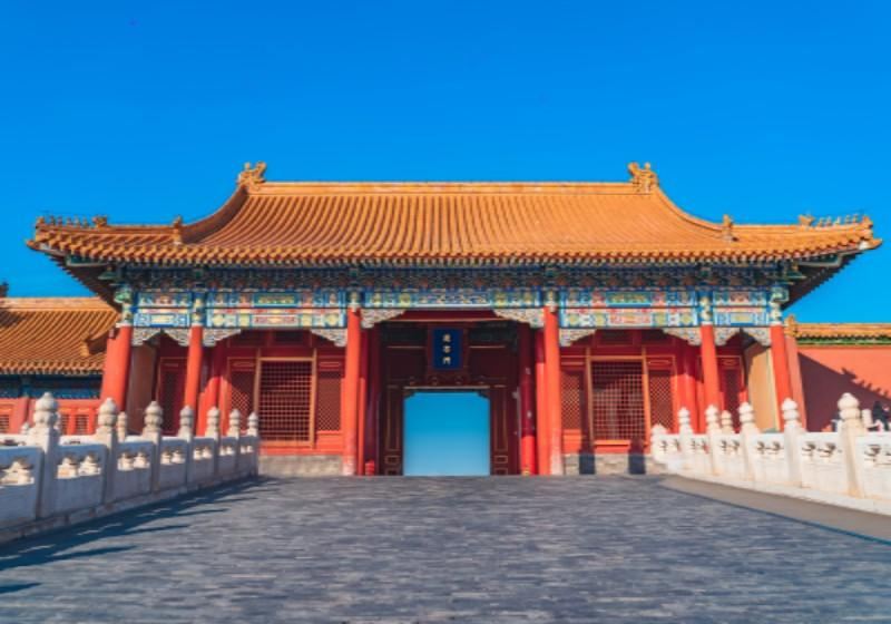 China Public Holidays in the Year of the Horse 2026: Complete Calendar, Dates, Customs & Travel Tips