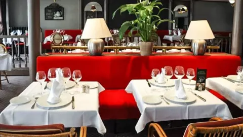 Comptoir St-Sebastien in Nevers
